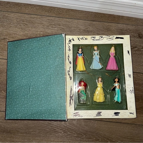 Disney Christmas Ornament Set Storybook Set The Princess Collection 6 Ornaments - Picture 4 of 9
